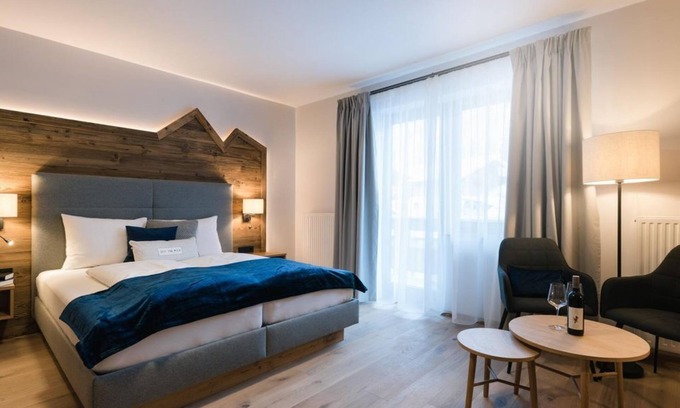 Filzmoos House | Explore Comfort at Meizeit Lodge's Alpine Double Room