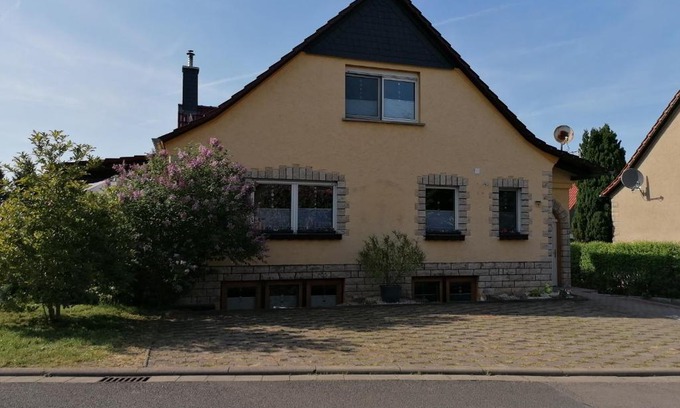 Weberstedt Apartment | Accessible Doppelzimmer at Ferienwohnung Kilian - Top Rated!