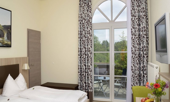Oberreitnau Apartment | Comfortable Superior Double Room with Spa and Breakfast