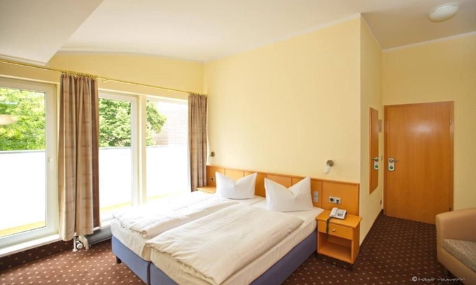 Vetschau/Spreewald House | Cozy Doppelzimmer with Ocean View - Hotel Garni zum Alten Ratskeller