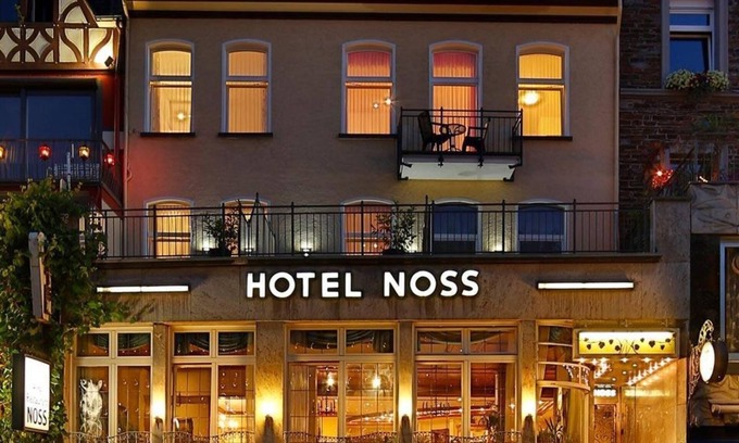 Cochem House | Comfortable Room with Mosel View at Hotel Karl Noss