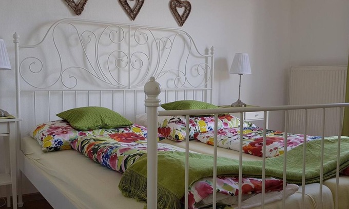 Morbisch am See Bed & Breakfast | Convenient Double Room with Kitchen at Gästehaus Elfriede