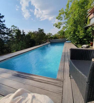 Horchheim Apartment | Inviting Double Room with Pool Access and Garden Views