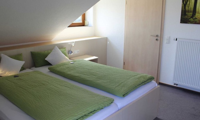 Lehrensteinsfeld Apartment | Comfortable Doppelzimmer NB 3 at Gästehaus Zum Wolffenturm