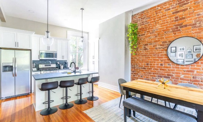 Court House Hill House | Explore Dorchester: Family-Friendly Stay in Downtown Lynchburg
