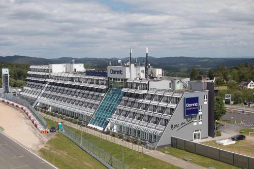 Nuerburg Hotel | Elegantly Relax at Dorint Am Nürburgring Hocheifel