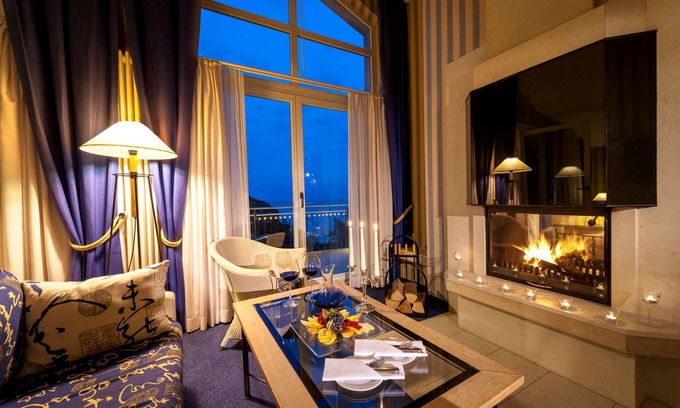 Binz Hotel | Tranquil Dorint Strandhotel Binz/Rügen with Spa & Pool