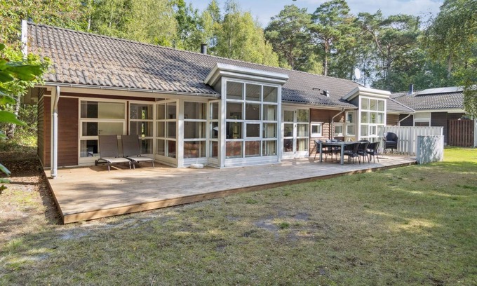 Hasle House | Oceanfront Retreat: "Dorit" Near the Beach with Spa Amenities