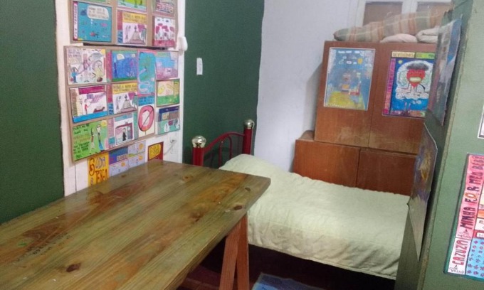 Mendoza City Center House | Cozy Private Room with Breakfast and Pet-Friendly Perks