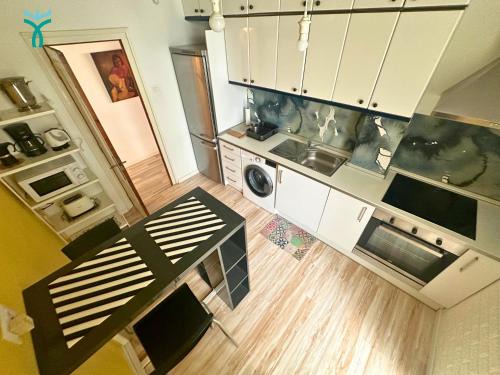 Zaragoza Centro Apartment | Explore Dos Torres Lacarra: Comfort & Style in Zaragoza