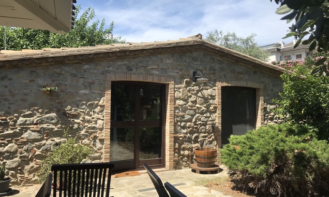 Rossano House | Cozy Dotty's House with Ocean Views and Family Amenities