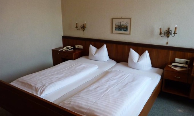 Unterburg am Klopeiner See House | Cozy Double Room with Balcony at Das Alpensee Hotel