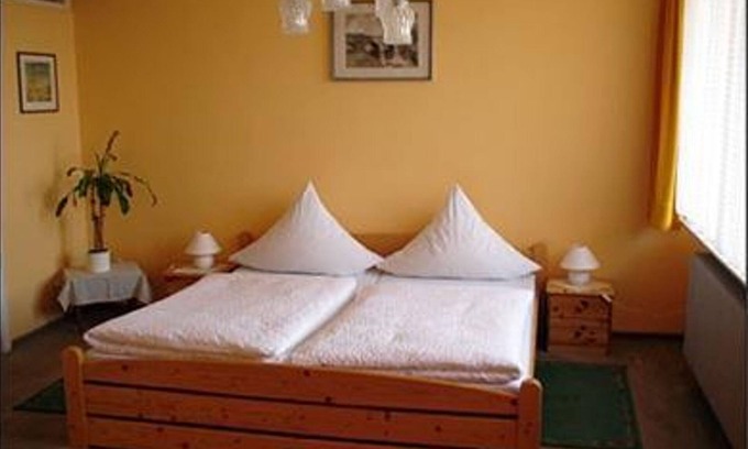 Neustadt-Haardt House | Perfect Family Stay: Double Room at Hotel Müller-Pressler