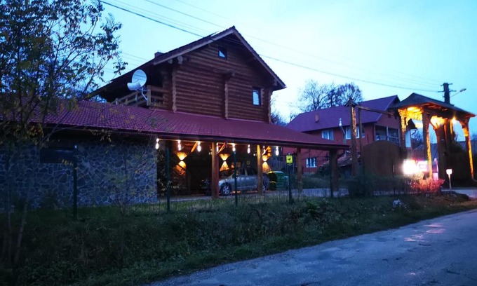 Copalnic-Manastur House | Pet-Friendly Getaway at Double B - Rated 9/10 by Guests