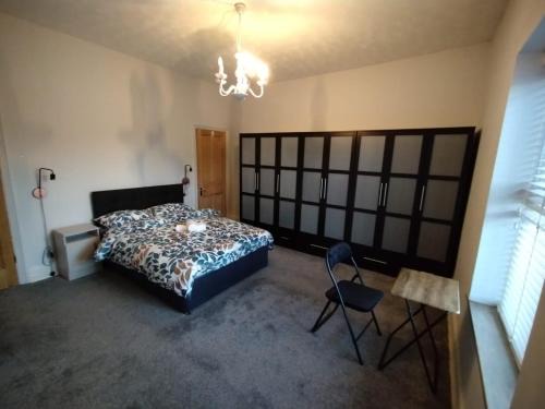 Little Hulton House | Double-Bed Manchester Close To Bolton City Centre C2