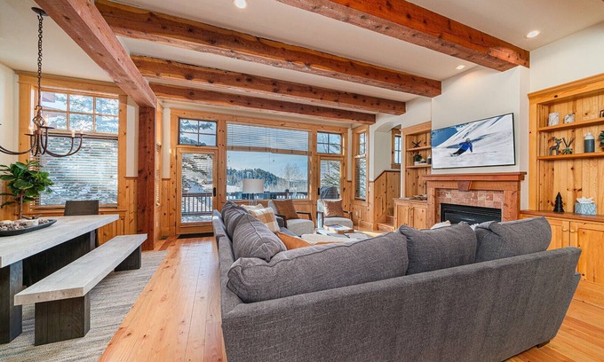 Mountain Village House | Double Eagle B2 - Scenic Mountain Retreat with Pool & Spa