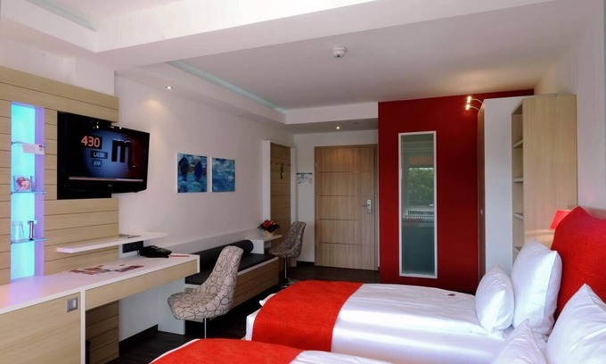 Havelberg Apartment | Superior Twin Room with Spa & Pet-Friendly Amenities