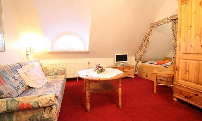 Tating Bed & Breakfast | Unbeatable Comfort: Double Room at Guest House Andresen-Warft