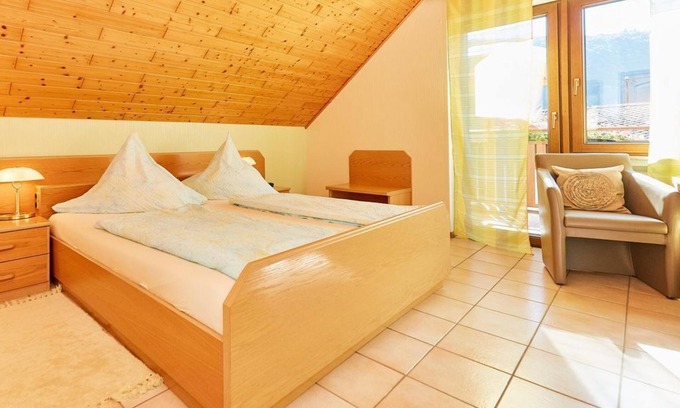 Krov Bed & Breakfast | Double room 4 - Gäste- und Weinhaus Haus Schatzgarten