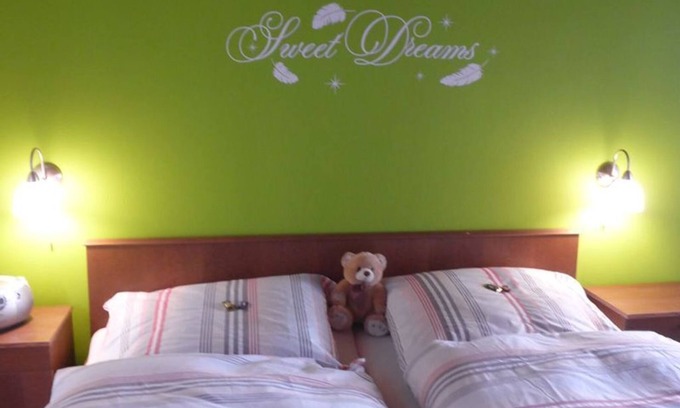 Weyregg am Attersee Other | Cozy Double Room at Moadl Farm with Breakfast Included