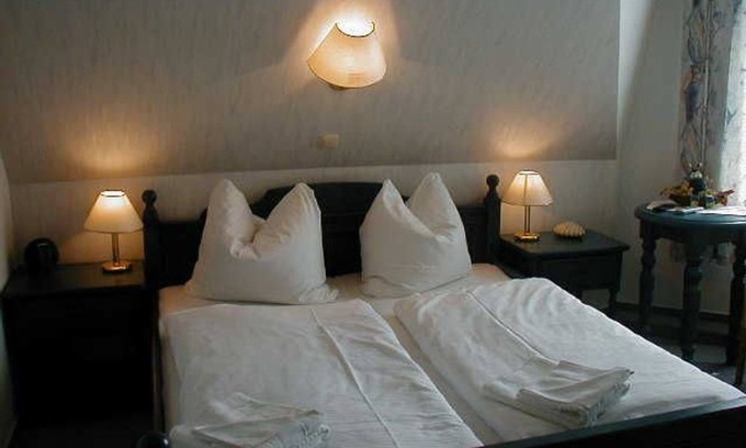 Wittenbeck Apartment | Oceanfront Double Room at Pension Nasse Ecke Awaits You