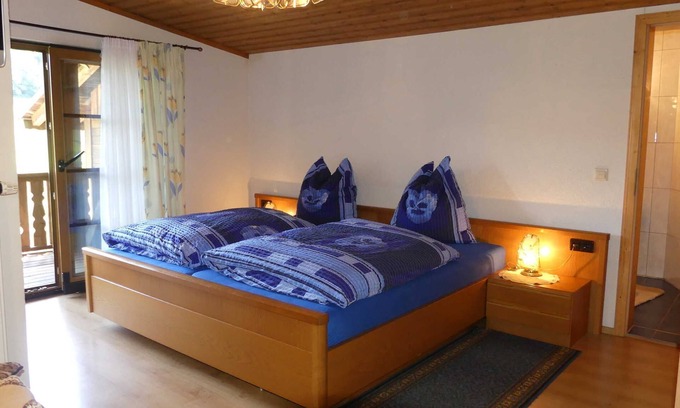 Obersensbach Cottage | Cozy Double Room 6 with Balcony at Pension Holzerstube