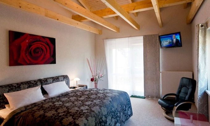 Markische Heide Apartment | Comfortable Double Room 7 at Pension am Hasenberg