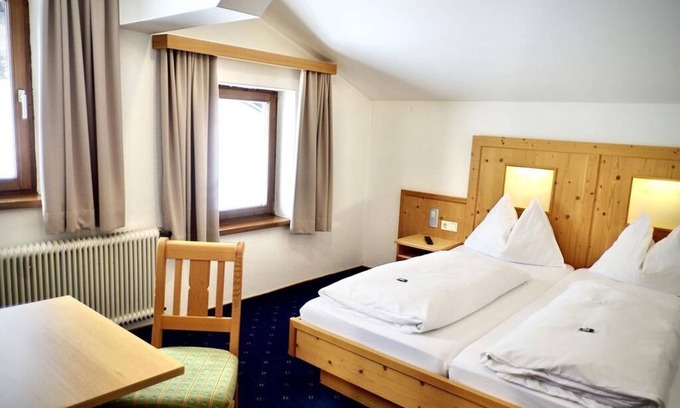 Ramsau am Dachstein Hotel | Relax in Double Room Scheichenspitz at Hotel Berghof