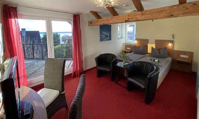 Hagnau House | Double room with extra bed balcony/lake view