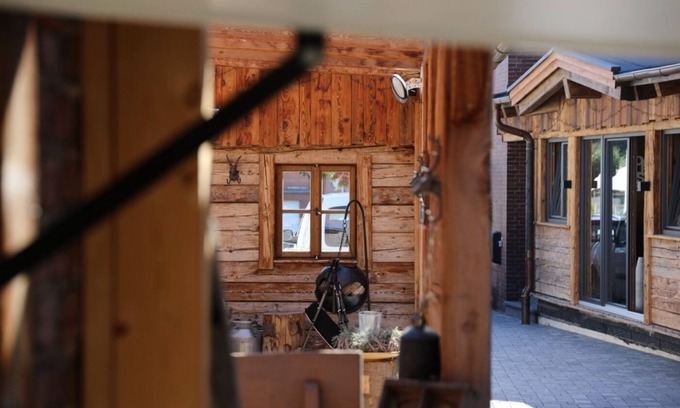 Dormagen Apartment | Cozy Double Room for Two with Ocean View in Dormagen