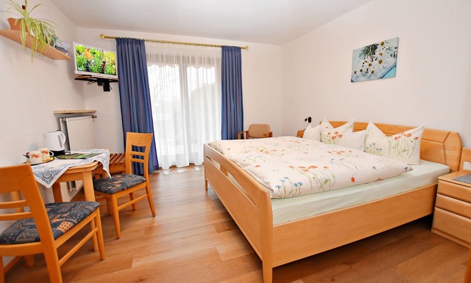 Bad Bayersoien Apartment | Double room for 2 guests with 23m² in Bad Bayersoien (117853)