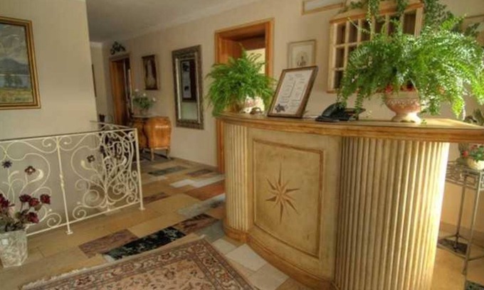 Bad Wiessee Cottage | Oceanfront Double Room at Gästehaus Meran with Breakfast