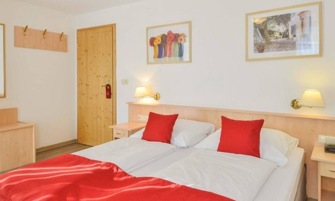 Bad Bayersoien House | Cozy Double Rooms at Landhotel zum Metzgerwirt
