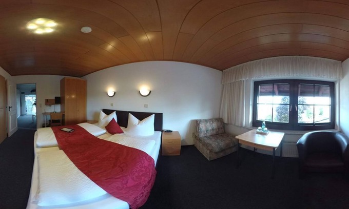 Zilshausen Bed & Breakfast | Cozy Double Room with Ocean View - Landgasthof Zur Post