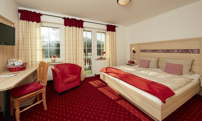 Olsberg Apartment | Comfortable Double Room "Sleep Well" with Breakfast & Accessibility