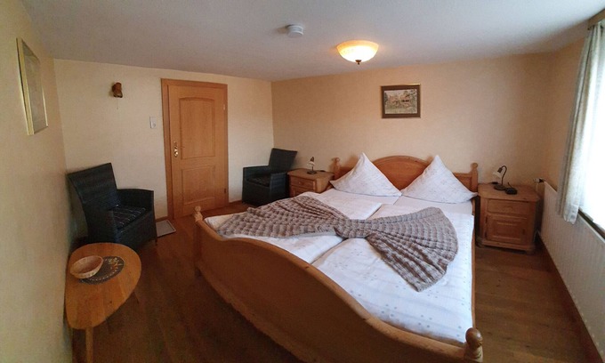 Sorpetal Apartment | Cozy Double Room "Waldblick1" with Breakfast Included