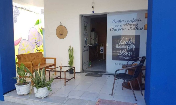 Aldeota House | Comfortable Double Room with Wi-Fi and Air Conditioning
