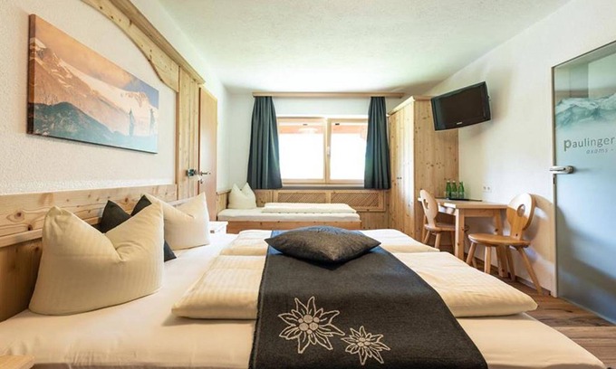 Axams Other | Cozy Double Room with Pool and Breakfast at Paulingerhof