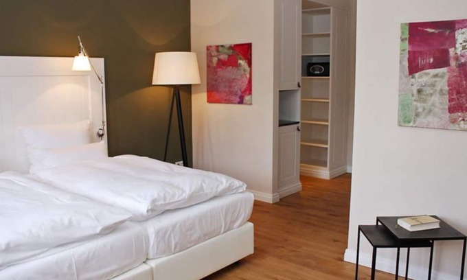 Steinfeld Bed & Breakfast | Cozy Double Room with Shower at Gästehaus Kloster Steinfeld