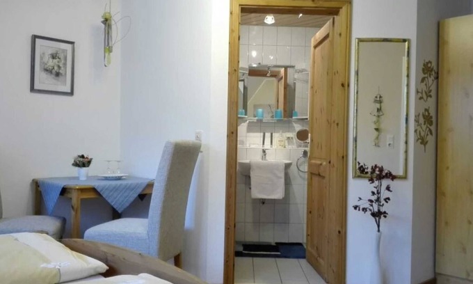 Ettenheim Apartment | Comfortable Double Room with Shower at G��stehaus Waldblick