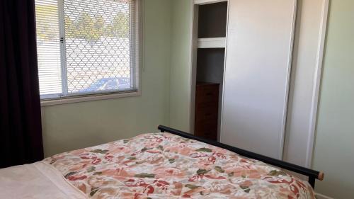 Daisy Hill House | Double Rooms exit24 on M1