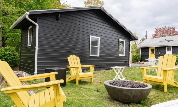 Kingston House | Enjoy Double The Fun II: Two Houses with Fire Pit Access