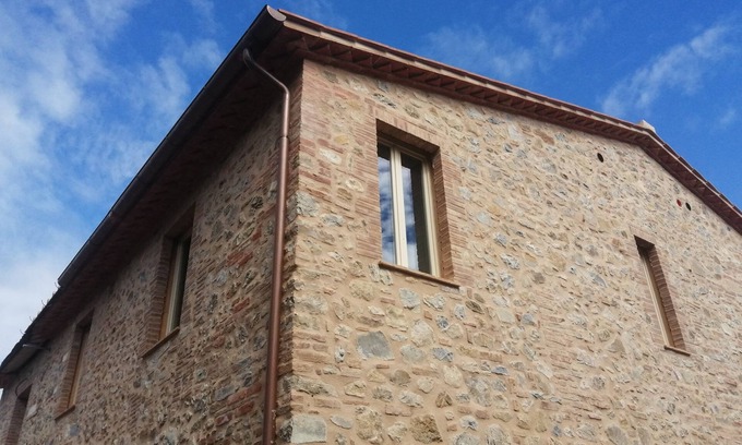Castel del Piano Apartment | Comfortable Double/Twin Room with Disabled Access - Nonna Genovina