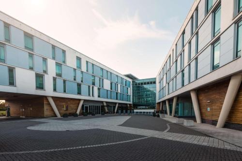 Crawcrook Hotel | Explore DoubleTree by Hilton Newcastle Airport: Family-Friendly Stay