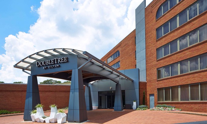 North Brookhaven Hotel | Relax at DoubleTree by Hilton Atlanta Perimeter Dunwoody