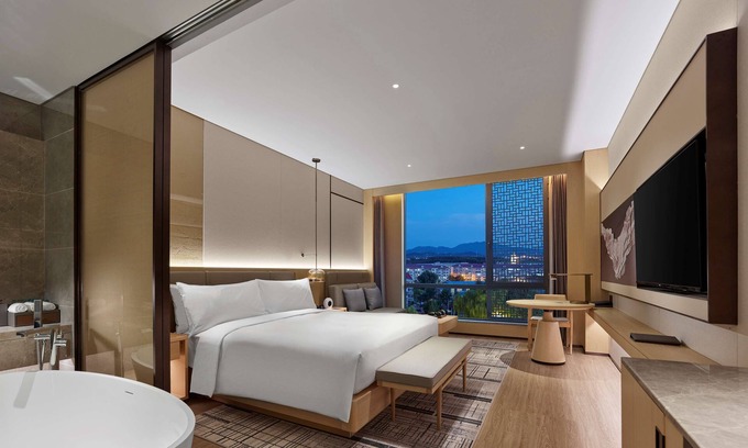 Yanqing Hotel | Unmatched Comfort at DoubleTree by Hilton Beijing Badaling