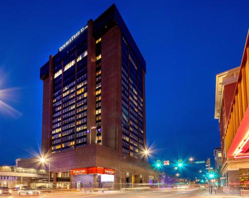 North Park Hotel | Pet-Friendly Getaway at Doubletree By Hilton Billings