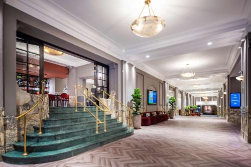 Rogier Hotel | Elegant DoubleTree By Hilton Brussels City: Pet-Friendly Stay