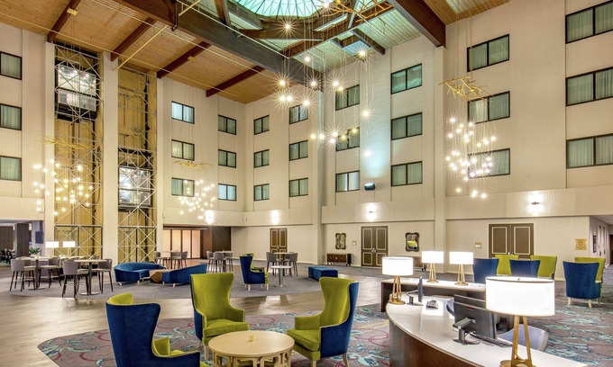 Columbia Hotel | Relax at DoubleTree by Hilton Columbia - 4-Star Comfort