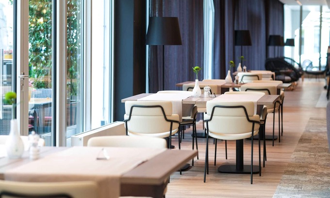 Mitte Hotel | Discover DoubleTree by Hilton Hannover Schweizerhof - 4-Star Retreat